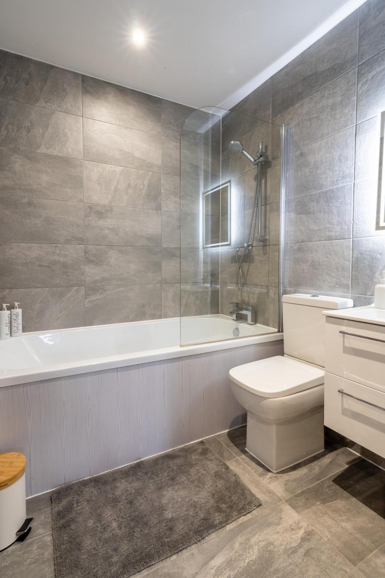 Modern 2-Bed Apartment With Balcony, Close To Oxford City Centre With Free Parking Екстер'єр фото